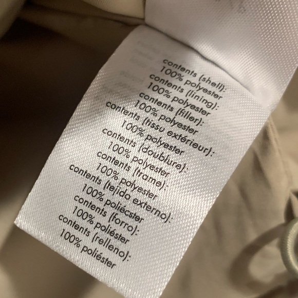 Price is firm. WeWoreWhat Snap Off Sleeve Puffer Jacket In Oat. - Picture 7 of 9